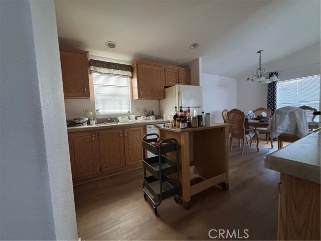 Detail Gallery Image 5 of 15 For 302 Teton Way, Santa Ana,  CA 92703 - 3 Beds | 2 Baths
