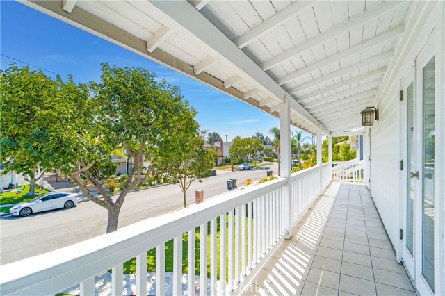 Detail Gallery Image 21 of 27 For 20111 Kline Dr, Newport Beach,  CA 92660 - 4 Beds | 3 Baths