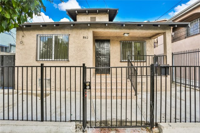 863 E 40th Pl, Los Angeles, CA 90011