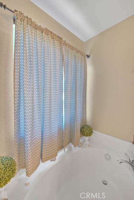 Detail Gallery Image 42 of 58 For 16278 Pablo Creek Ln, Fontana,  CA 92336 - 3 Beds | 2/1 Baths