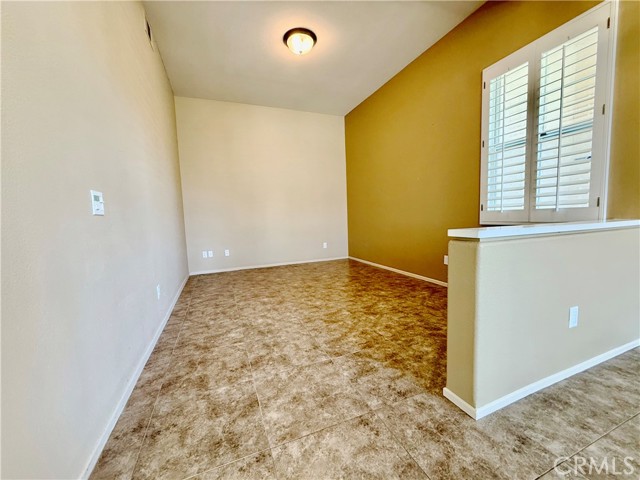 Detail Gallery Image 3 of 18 For 42977 Calle Londe, Temecula,  CA 92592 - 4 Beds | 2 Baths