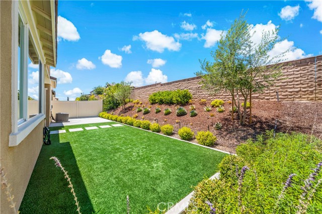 Detail Gallery Image 49 of 71 For 32314 Penstemon Way, Temecula,  CA 92591 - 5 Beds | 4 Baths