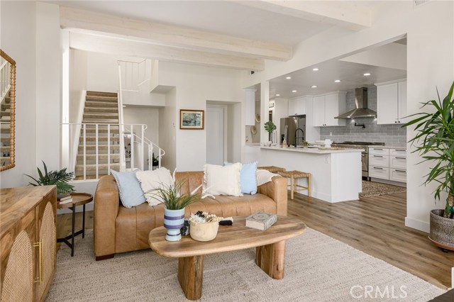 Detail Gallery Image 24 of 47 For 1550 Michael Ln, Pacific Palisades,  CA 90272 - 3 Beds | 3/1 Baths