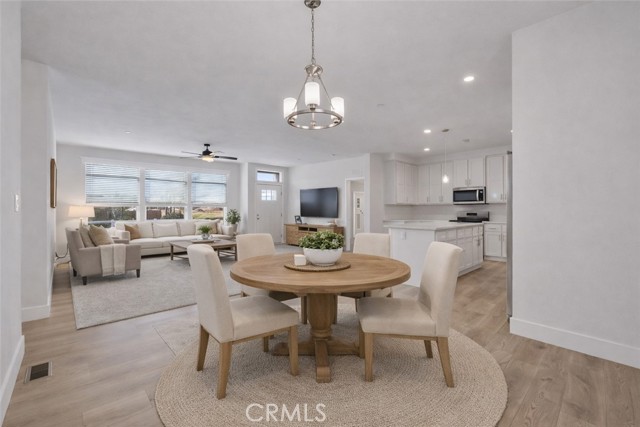 Detail Gallery Image 5 of 43 For 18864 Boulder Ave, Riverside,  CA 92508 - 4 Beds | 2 Baths