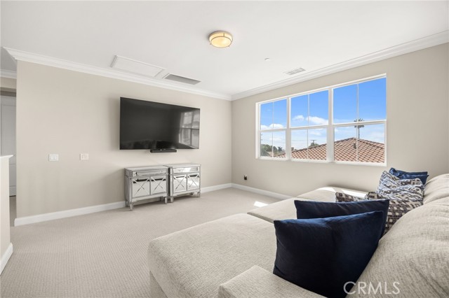 10095 Goldenrod Ct., Rancho Cucamonga CA: https://media.crmls.org/medias/b8ac0f00-e953-4254-9835-ce8999c25c5f.jpg