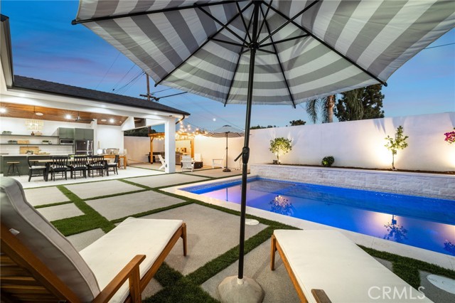 11444 Harrisburg Road, Rossmoor CA: https://media.crmls.org/medias/b8ac0fd9-690e-4603-b251-5f351c772902.jpg