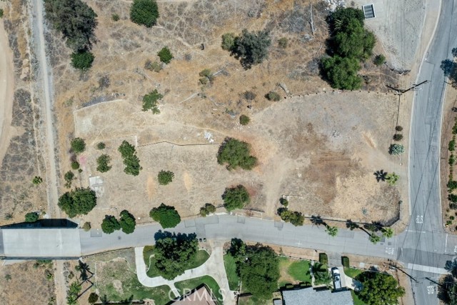 Detail Gallery Image 4 of 33 For 21894 Vivienda Ave, Grand Terrace,  CA 92313 - – Beds | – Baths