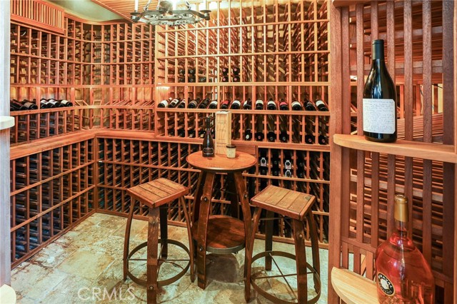 20 Cherry Hills Lane, Newport Beach CA: https://media.crmls.org/medias/b8ac2882-4a19-486d-9905-df9daf01c467.jpg
