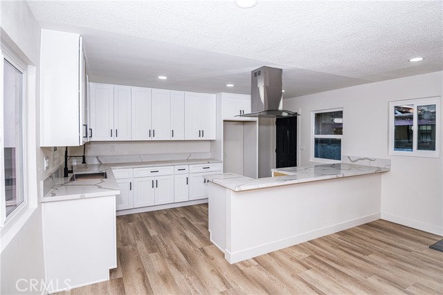 2983 N Alameda Avenue, San Bernardino CA: https://media.crmls.org/medias/b8ac7620-dd1e-45b8-aae8-e323a3c8816b.jpg