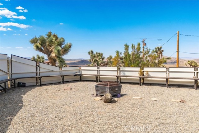 Detail Gallery Image 32 of 65 For 60427 Onaga Trl, Joshua Tree,  CA 92252 - 4 Beds | 2/1 Baths