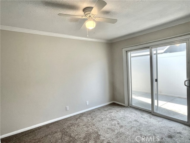14332 Thunderbird Circle, Huntington Beach CA: https://media.crmls.org/medias/b8acfc94-b0cb-469a-afe9-e6494d37a95c.jpg