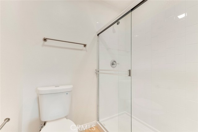 Detail Gallery Image 32 of 41 For 18423 Collins St a,  Tarzana,  CA 91356 - 2 Beds | 1/1 Baths