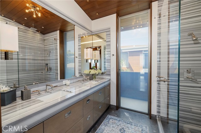 Detail Gallery Image 20 of 33 For 2538 Monaco Dr, Laguna Beach,  CA 92651 - 5 Beds | 5 Baths