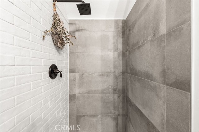 Detail Gallery Image 18 of 37 For 7056 Stratus, Corona,  CA 92880 - 4 Beds | 3 Baths