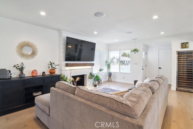 4836 W 134th Place, Hawthorne CA: https://media.crmls.org/medias/b8aefcd3-a97d-4f2c-a822-e287d1df9a5e.jpg