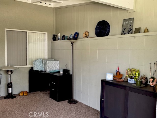 1664 Thunderbird Drive, Seal Beach CA: https://media.crmls.org/medias/b8af2001-6b8d-4126-a58a-11de30598cc5.jpg