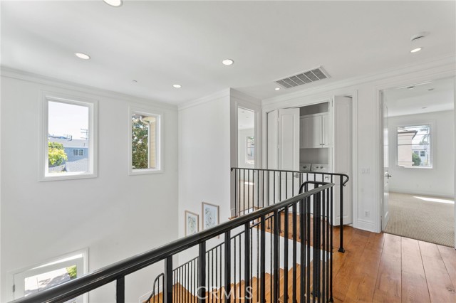 Detail Gallery Image 26 of 45 For 3201 4th Ave, Corona Del Mar,  CA 92625 - 3 Beds | 2/1 Baths