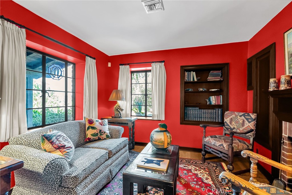 MLS #IV25260007 image #16