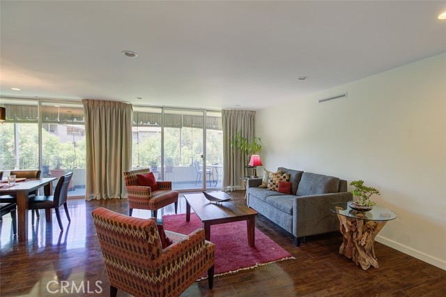 1142 Campbell Street, 303 photo 5