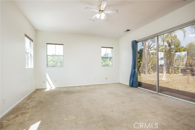 731 Oak Glade Drive, Fallbrook CA: https://media.crmls.org/medias/b8b02215-9d27-4fbc-8751-1f948dc252de.jpg