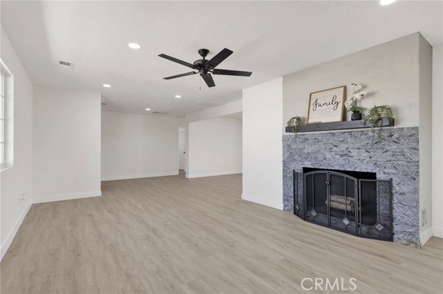 Detail Gallery Image 8 of 28 For 18509 Yuba St, Hesperia,  CA 92345 - 3 Beds | 2 Baths