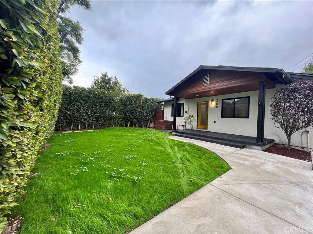 262 Del Monte Street