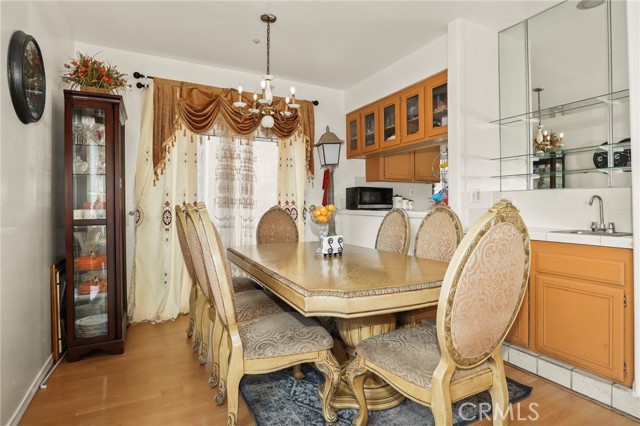 Detail Gallery Image 9 of 31 For 8755 Cedar St, Bellflower,  CA 90706 - 3 Beds | 2/1 Baths