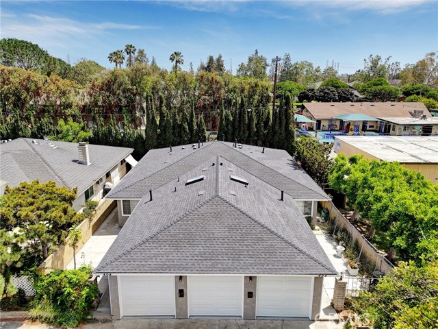 402 E Glendale Drive, Orange CA: https://media.crmls.org/medias/b8b25577-5906-4ad3-9b5e-c5148aa3778b.jpg