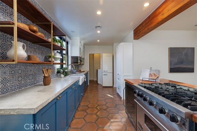 Detail Gallery Image 20 of 43 For 312 W Lutge Ave, Burbank,  CA 91506 - 3 Beds | 2 Baths