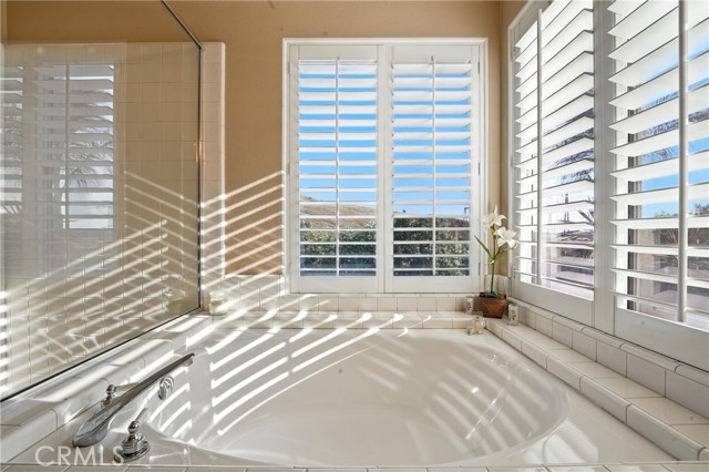 15019 Avenida Compadres, Chino Hills CA: https://media.crmls.org/medias/b8b30b68-f0b5-421c-9d90-9769d08750f4.jpg
