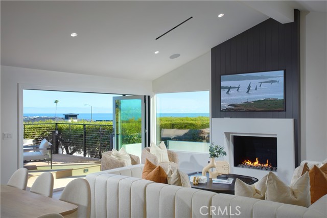 23262 Ellice Circle, Dana Point CA: https://media.crmls.org/medias/b8b3579c-bc51-4a77-8ace-2c1089f0a1e3.jpg