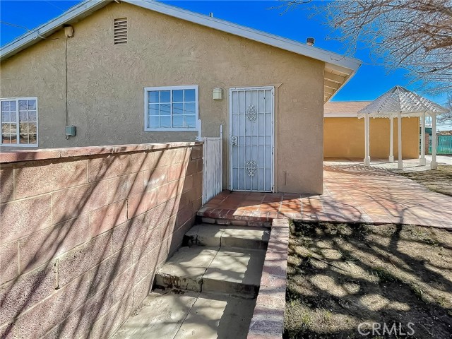 Image 3 for 45405 Foxton Ave, Lancaster, CA 93535