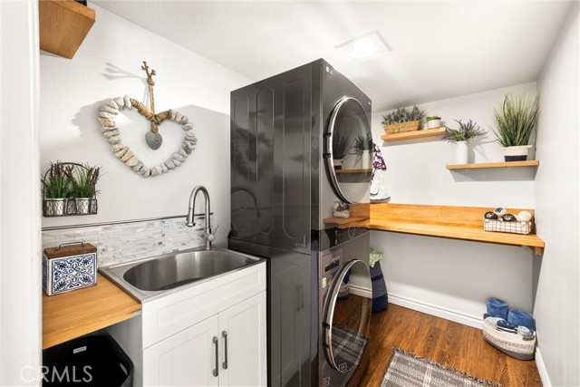 Image 21 of 67 For 11208 Wingate