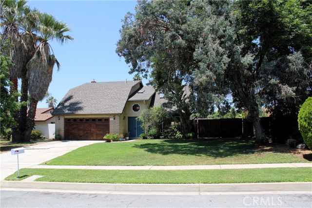 Detail Gallery Image 1 of 1 For 717 Calle De Silva, Redlands,  CA 92374 - 4 Beds | 2/1 Baths