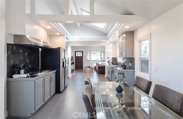 24259 Park Street, Torrance, California 90505, 2 Bedrooms Bedrooms, ,1 BathroomBathrooms,Residential,For Sale,Park,SB25042295