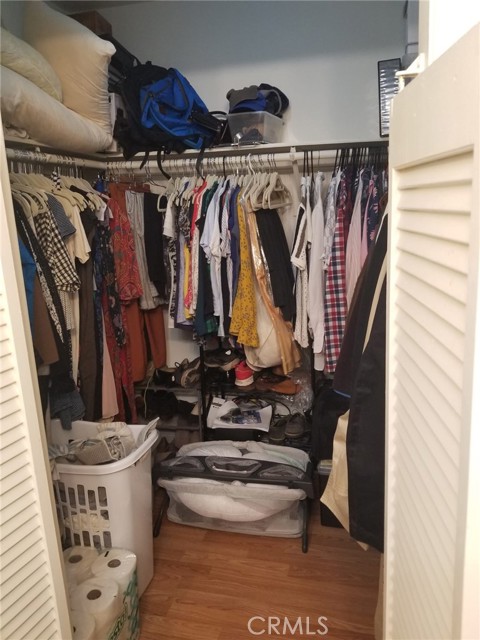 Detail Gallery Image 11 of 16 For 426 N Maryland Ave #103,  Glendale,  CA 91206 - 2 Beds | 2 Baths