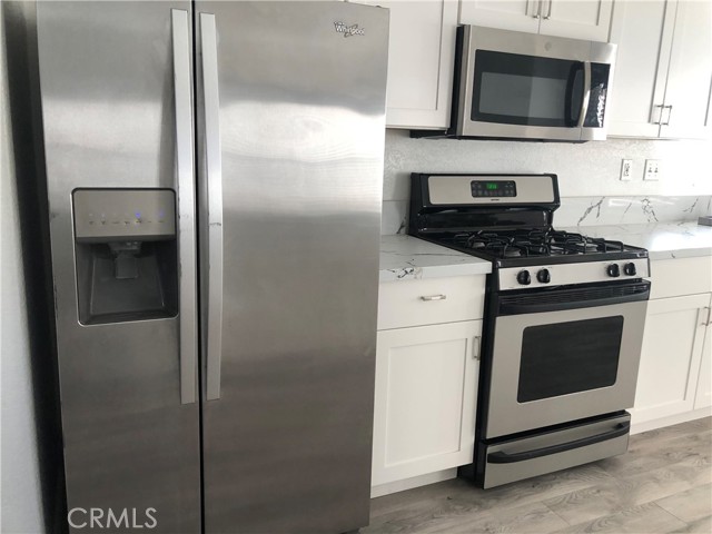 Detail Gallery Image 10 of 42 For 4901 Green River #319,  Corona,  CA 92878 - 3 Beds | 2 Baths