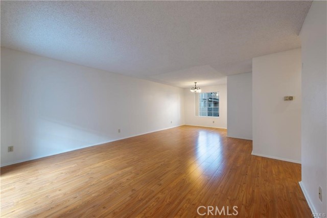 2800 Plaza Del Amo, Torrance CA: https://media.crmls.org/medias/b8b4dcb8-5dc0-4780-bf3f-8d165b0c456b.jpg