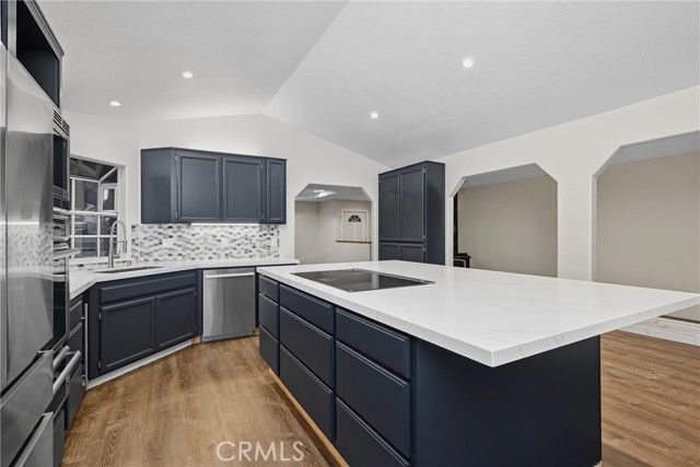 Detail Gallery Image 22 of 41 For 19231 Ravenhill Rd, Hidden Valley Lake,  CA 95467 - 3 Beds | 2 Baths