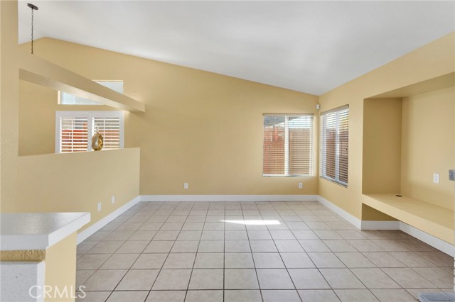 Detail Gallery Image 14 of 38 For 10958 Sherman Way, Adelanto,  CA 92301 - 4 Beds | 2 Baths