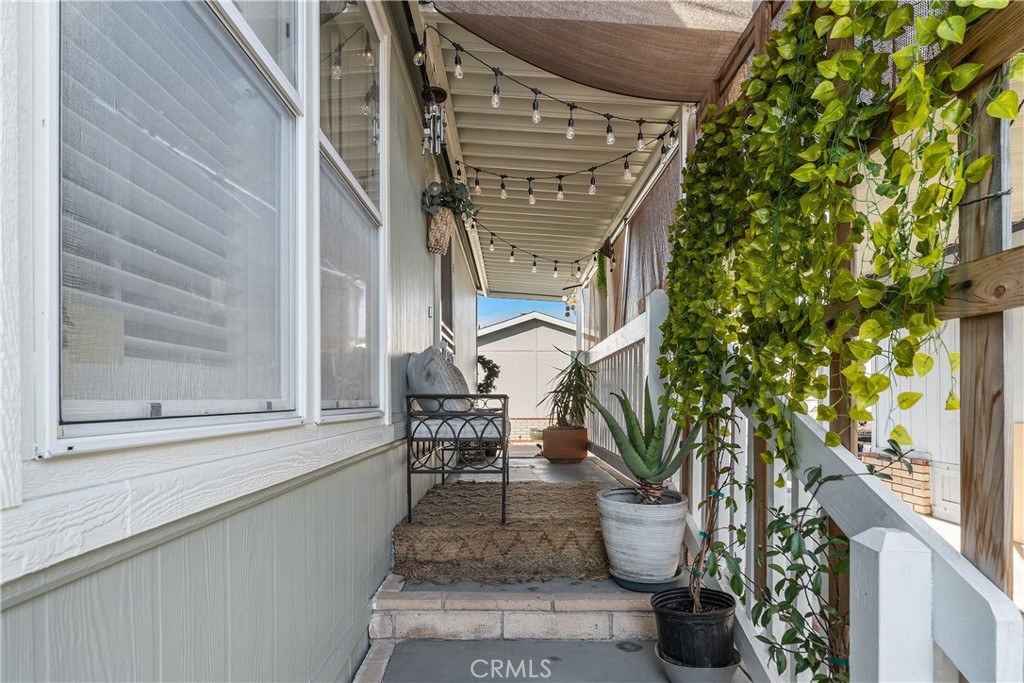 MLS #OC25215640 image #35