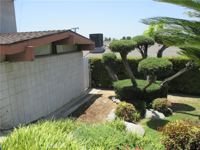 442 Van Buren Drive, Monterey Park CA: https://media.crmls.org/medias/b8b6f8fd-fcac-4fed-91c4-7cbdfcb0c092.jpg