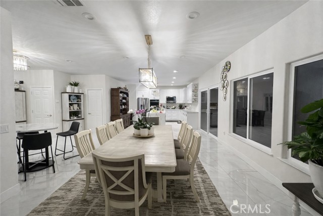 Detail Gallery Image 8 of 25 For 14464 Dove Canyon, Riverside,  CA 92503 - 4 Beds | 2/1 Baths