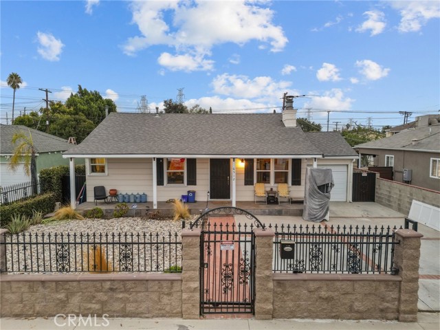 Detail Gallery Image 2 of 30 For 6512 Kraft Ave, North Hollywood,  CA 91606 - 3 Beds | 2 Baths