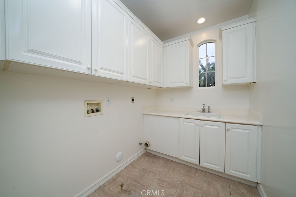 MLS #OC25255873 image #23