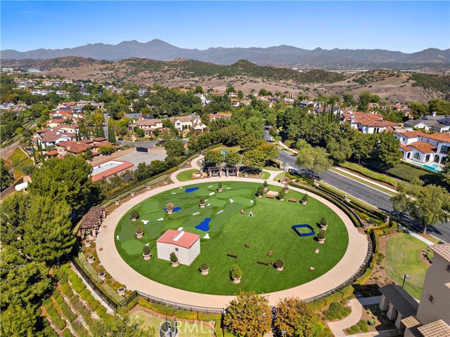 1 Overlook Drive, Ladera Ranch CA: https://media.crmls.org/medias/b8b92da4-f594-4e74-afea-c5704b62e653.jpg