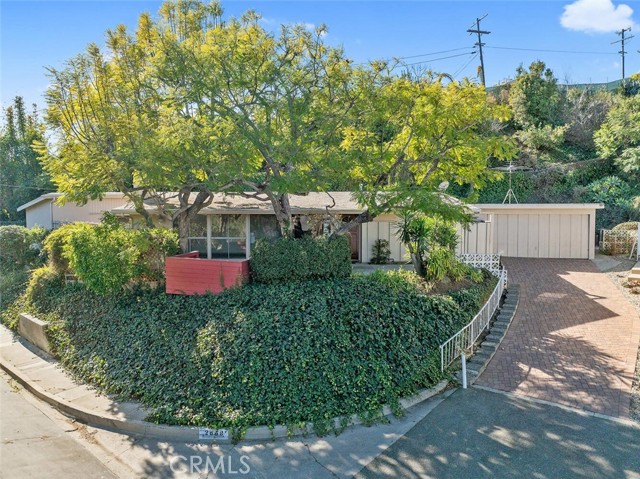 2869 Anchor Avenue, Los Angeles CA: https://media.crmls.org/medias/b8ba7de3-b35d-415e-9c03-1f4095e25731.jpg