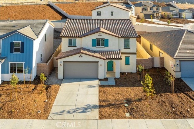 Detail Gallery Image 2 of 30 For 4812 Sicily Dr, Lake Elsinore,  CA 92530 - 4 Beds | 3 Baths