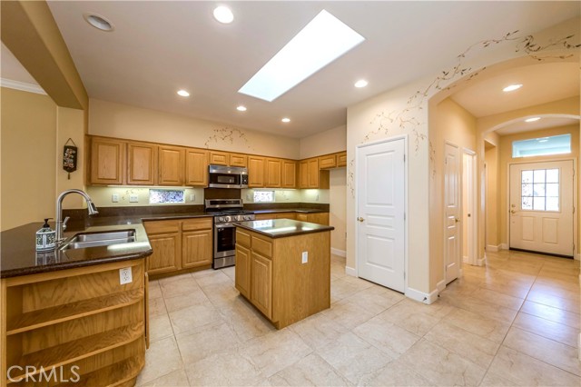 Detail Gallery Image 10 of 36 For 9104 Deergrass St, Corona,  CA 92883 - 2 Beds | 2 Baths