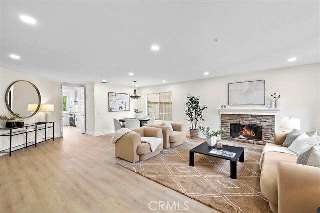 Detail Gallery Image 8 of 62 For 17 Rhode Island, Irvine,  CA 92606 - 5 Beds | 3 Baths